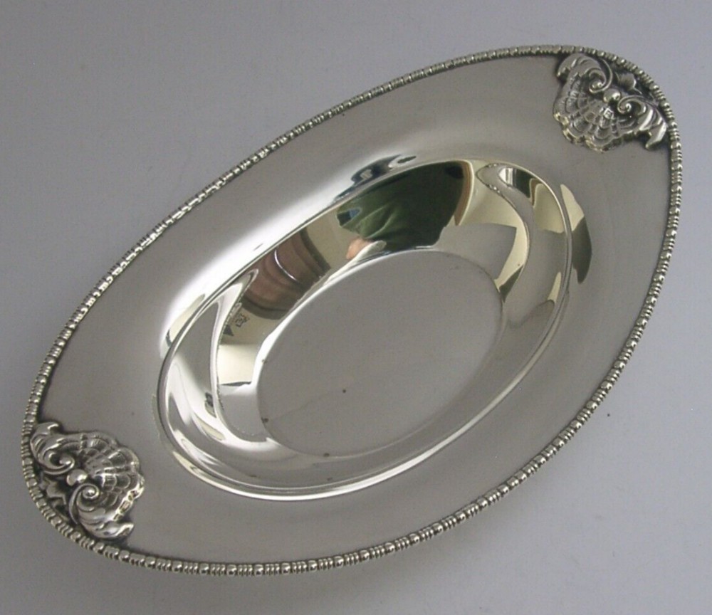 BEAUTIFUL ENGLISH EDWARDIAN SOLID STERLING SILVER BONBON DISH 1906 ANTIQUE 76g