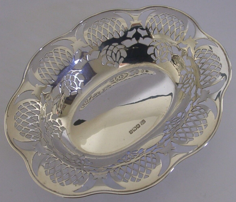 STUNNING ENGLISH SOLID STERLING SILVER DISH BOWL 1912 ANTIQUE HEAVY 176g