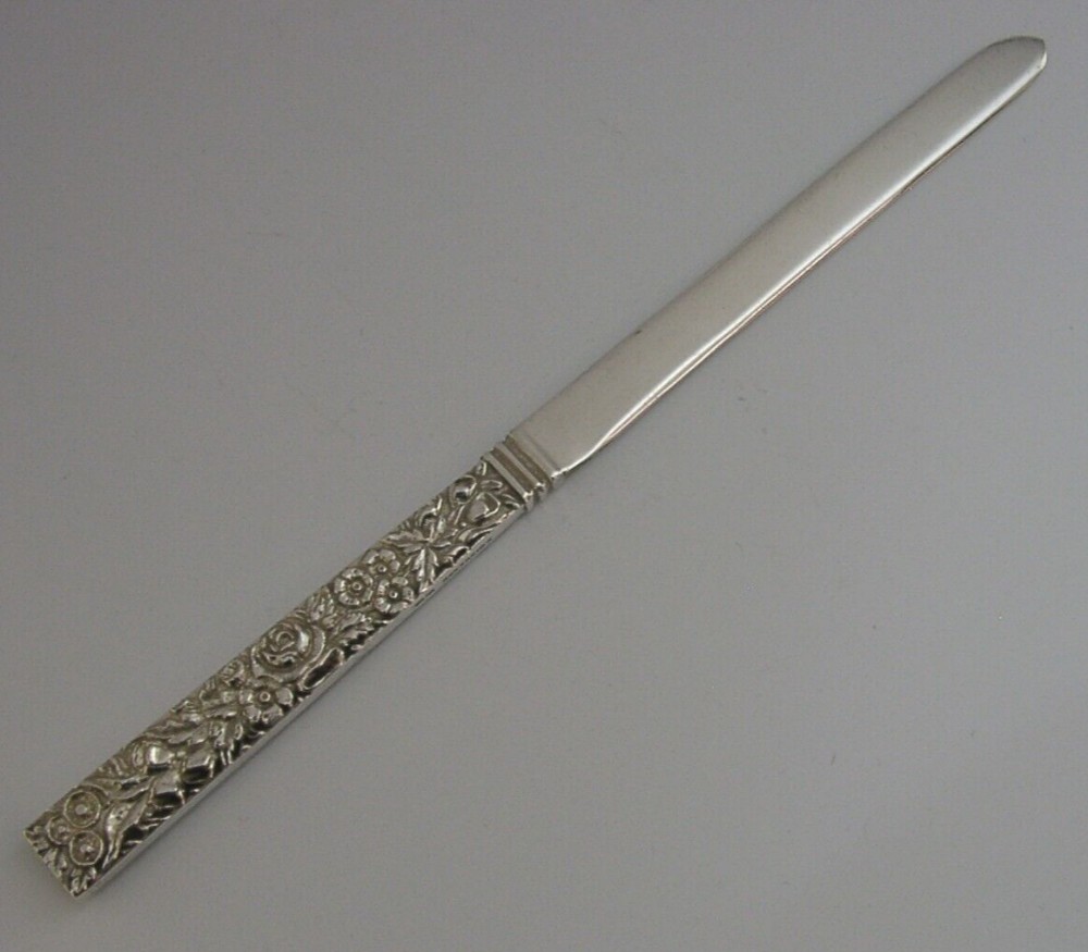 AMERICAN ANTIQUE S KIRK COIN SOLID SILVER REPOUSSE LETTER OPENER c1900 64g