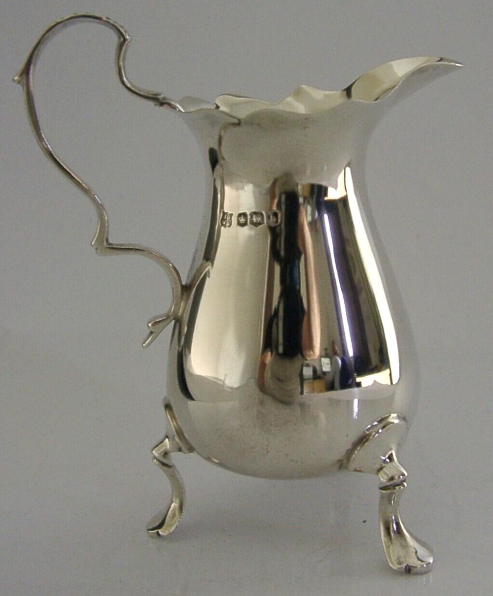 BEAUTIFUL ENGLISH ANTIQUE SOLID STERLING SILVER CREAM JUG 1919 MINT