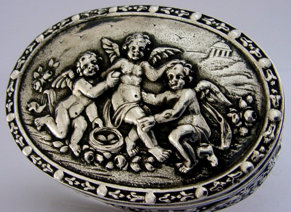 WONDERFUL LARGE 124g GERMAN SOLID SILVER TABLE BOX c1900 ANTIQUE CHERUBS