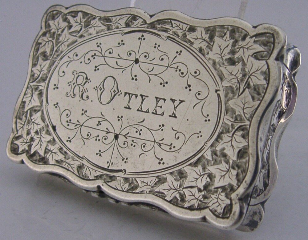 OTLEY FAMILY VICTORIAN GEORGE UNITE STERLING SILVER SNUFF BOX 1886 ANTIQUE 52g
