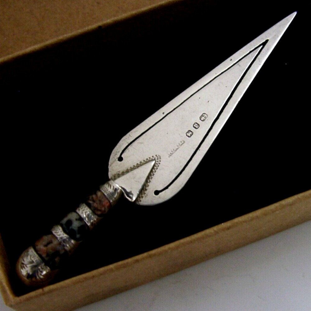 ANTIQUE STERLING SILVER SCOTTISH AGATE BOOKMARK PAGE MARKER 1898 VICTORIAN BOXED
