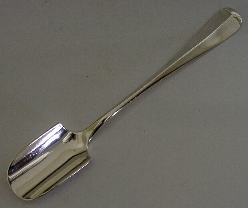 STERLING SILVER HANOVERIAN PATTERN STILTON CHEESE SCOOP 1921 ANTIQUE 64g