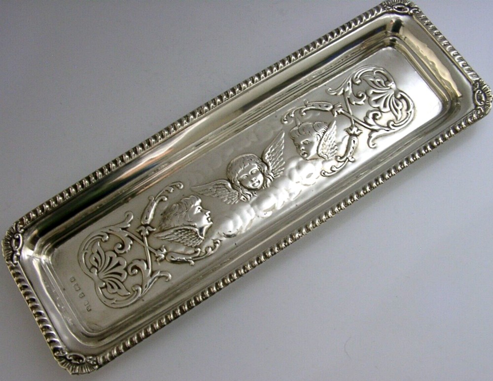 BEAUTIFUL STERLING SILVER REYNOLDS ANGELS DESK PEN TRAY DISH 1904 ANTIQUE 92g