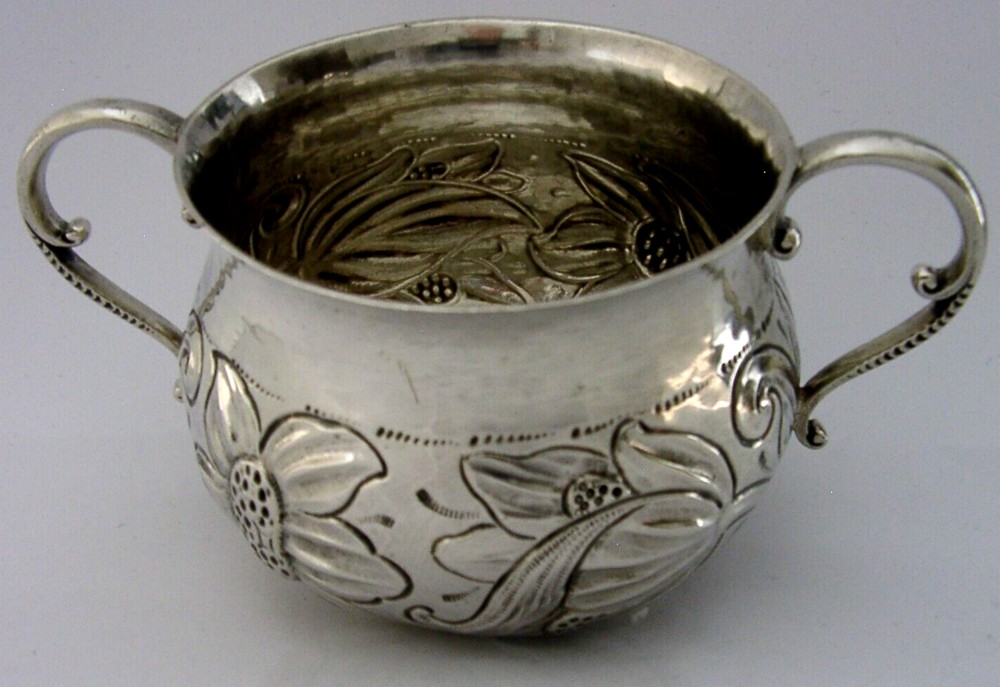 17th CENTURY COPY ANTIQUE SOLID STERLING SILVER PORRINGER BOWL CUP 1912 126g