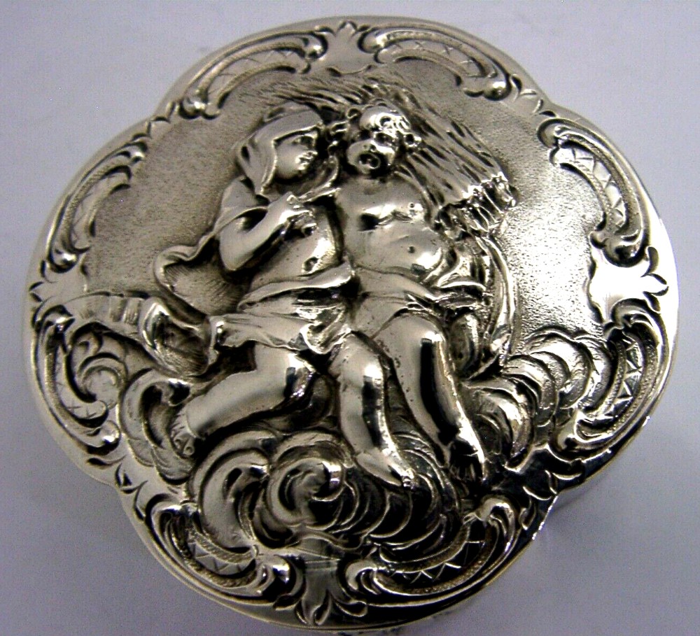 BEAUTIFUL GERMAN ANTIQUE 800 SOLID SILVER CHERUBS BOX c1900 GERMANY 52g