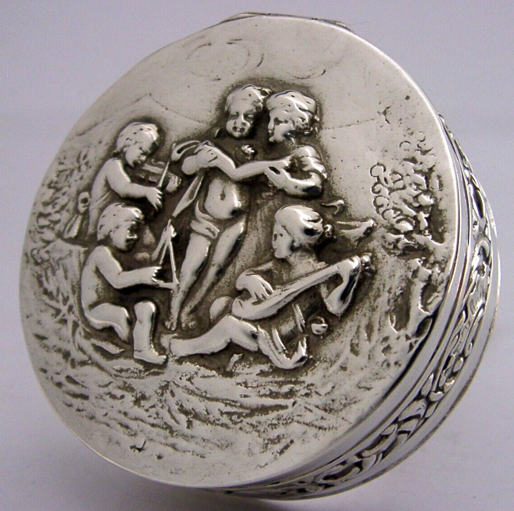 BEAUTIFUL 72g ANTIQUE 800 SOLID SILVER MUSICAL CHERUBS BOX c1900 GERMANY