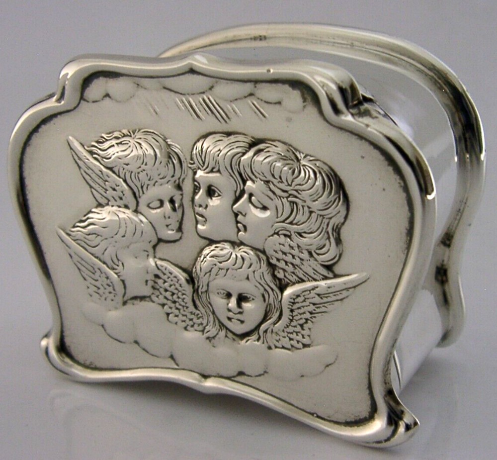BEAUTIFUL ENGLISH STERLING SILVER CHERUB ANGELS TABLE BOX 1902 ANTIQUE 56g