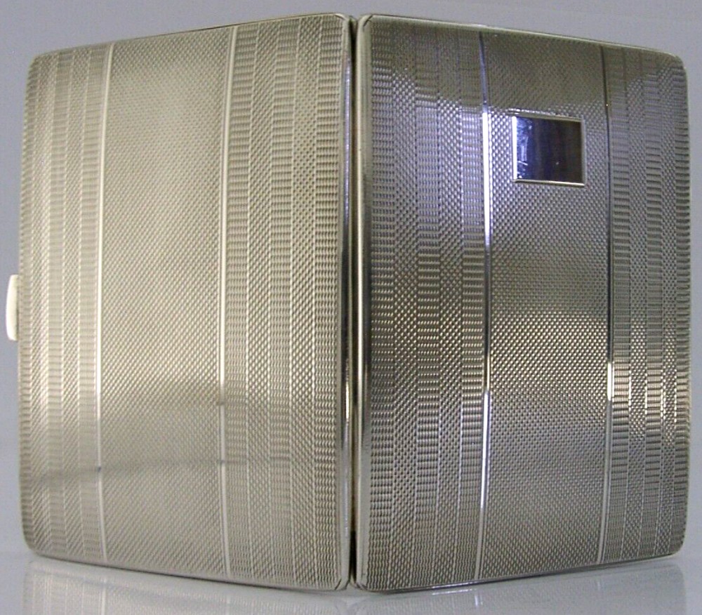 MINT 156g STERLING SILVER ART DECO CIGARETTE CASE 1961 STYLISH ENGINE TURNED