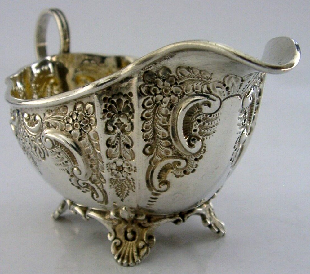 BEAUTIFUL ENGLISH VICTORIAN STERLING SILVER CREAM JUG 1896 ANTIQUE 60g