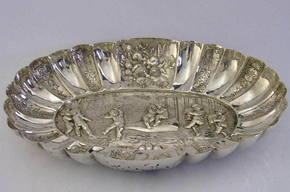 SUPERB VICTORIAN HEAVY STERLING SILVER CHERUB WINE BOTTLE BOWL NTIQUE 1893 335g