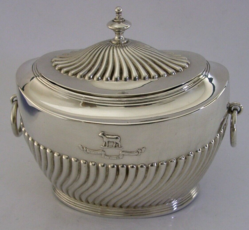 WORSHIPFUL COMPANY of CLOTHWORKERS STERLING SILVER TEA CADDY 1903 ANTIQUE 150g