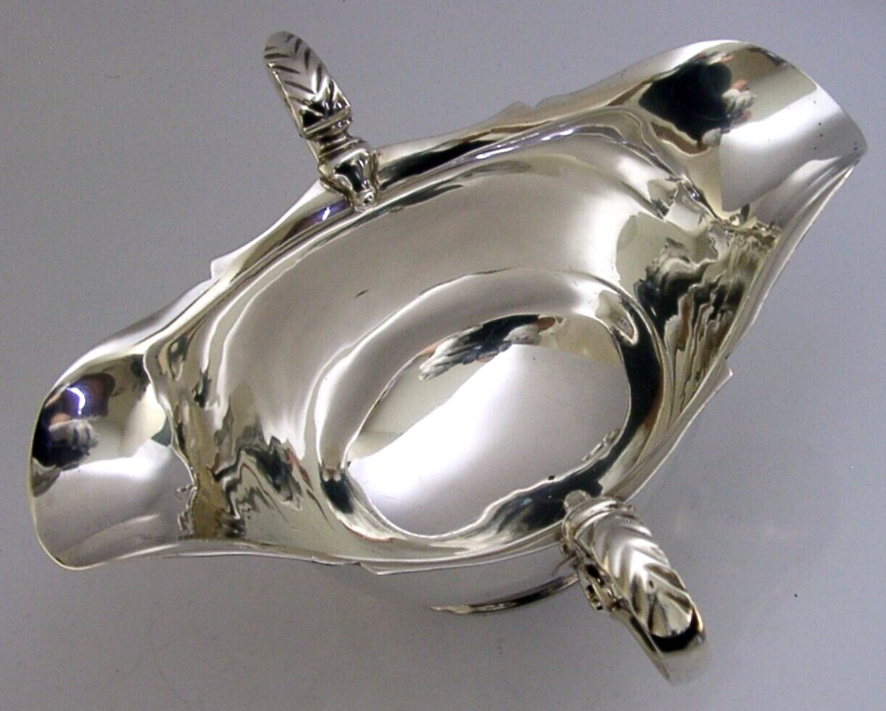 HEAVY 216g DOUBLE LIP STERLING SILVER ENGLISH SAUCE GRAVY BOAT JUG 1937 ANTIQUE
