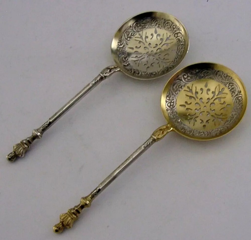 RARE PAIR STERLING SILVER SUGAR SIFTER SPOONS SHAKESPEARE STRATFORD ANTIQUE 1891
