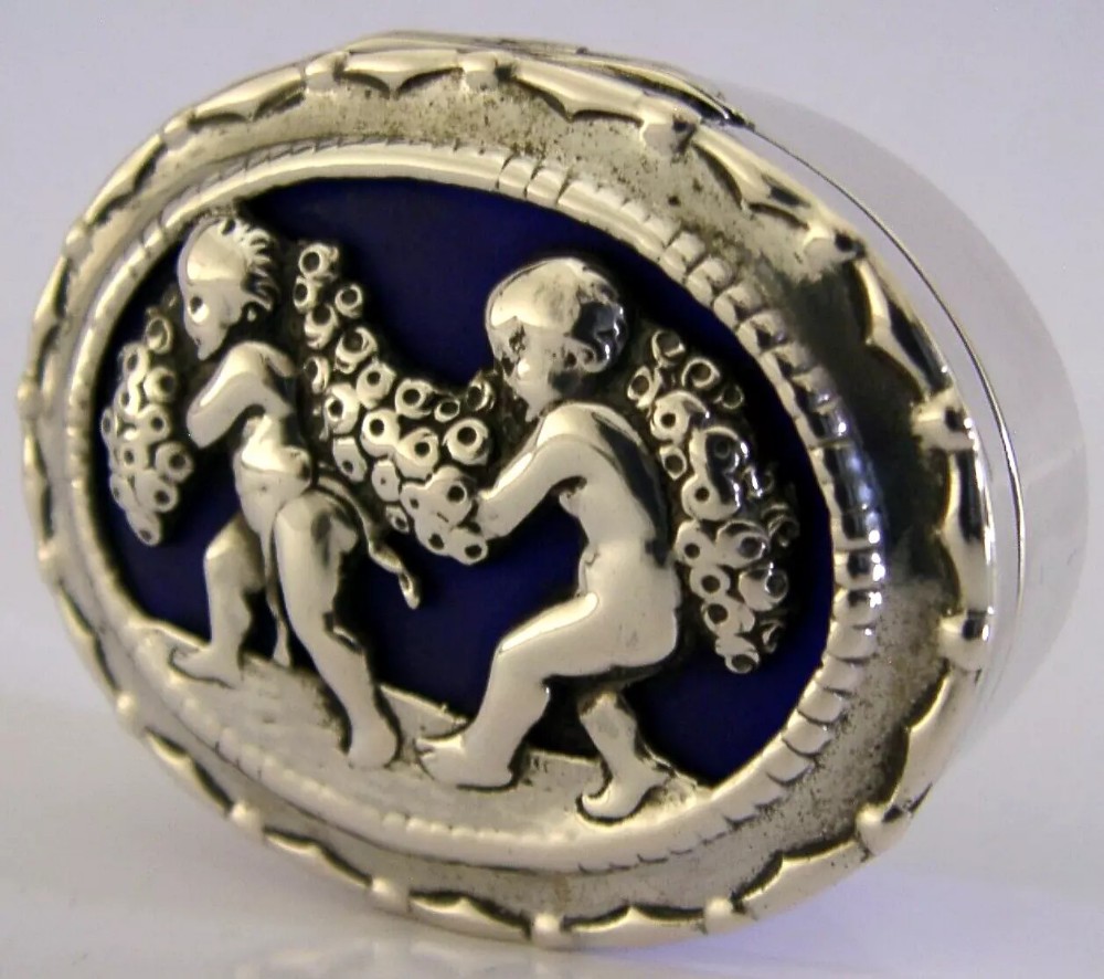 RARE GERMAN ANTIQUE 800 SOLID SILVER & JASPER CHERUB BOX c1900 GERMANY
