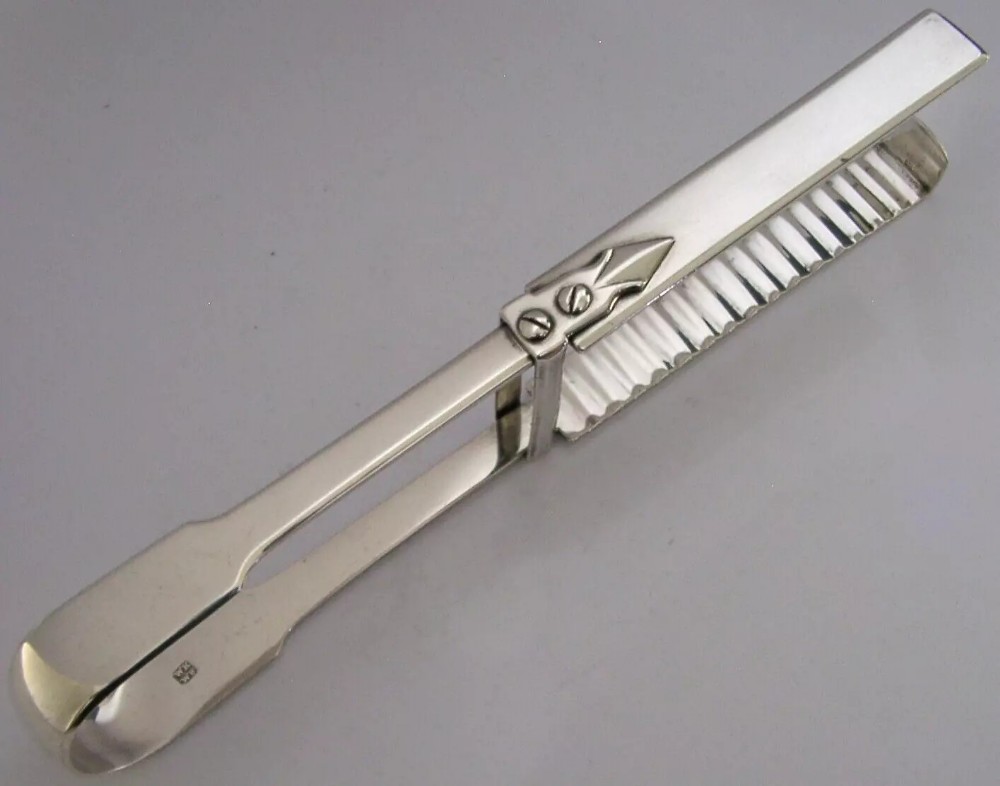 RARE STERLING SILVER WALKER FAMILY CRESTED SERVING TONGS 1804 ANTIQUE