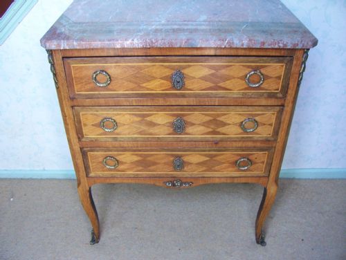 C19th Continental 3-Drawer Chest