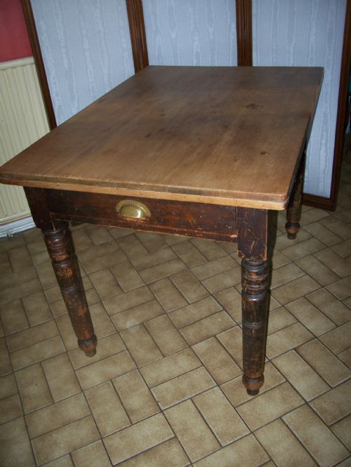 Pine Kitchen Table
