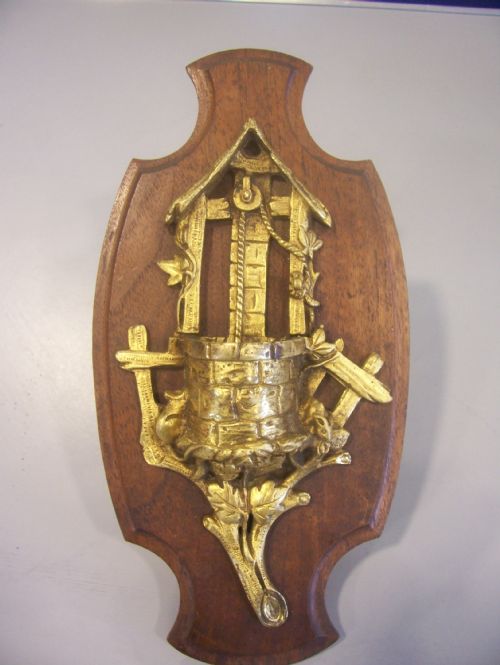 Charming Late 19th Century Gilt Ormulo Wall Posy Plaque