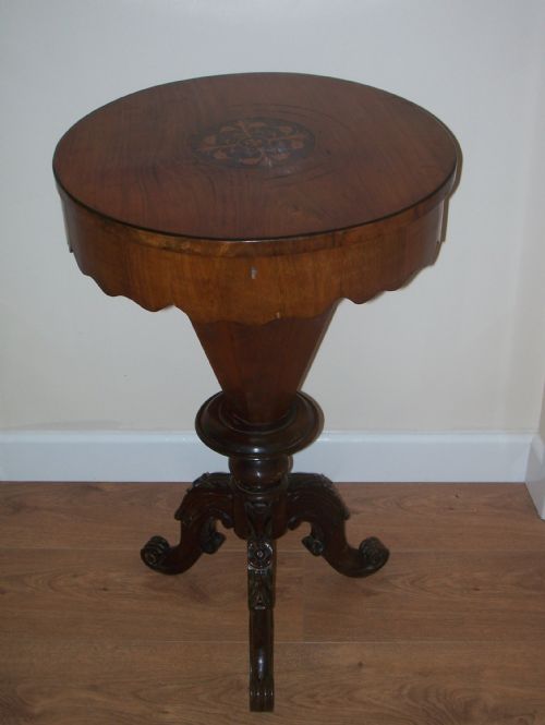 Victorian Walnut Sewing Table with Inlaid Decoration