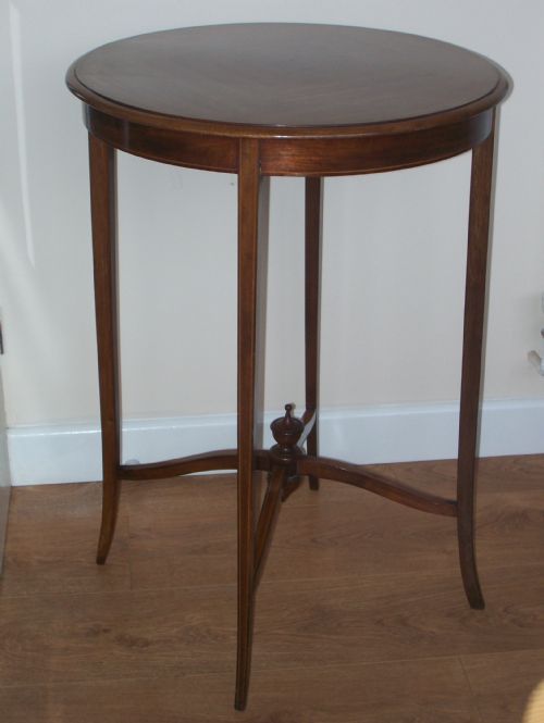 Edwardian Mahogany Occasional Table