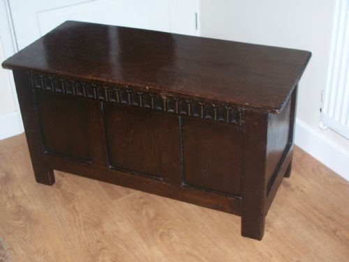 Small Oak Coffer
