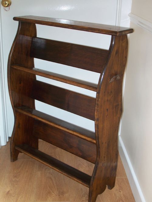Floor Standing Bookshelves