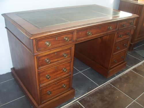 Victorian Mahogany Twin Pedestal Desk