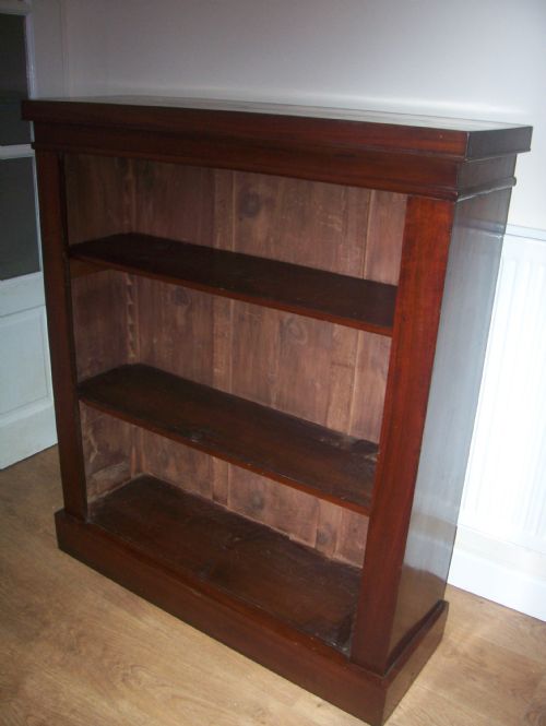 fig 1. VICTORIAN MAHOGANY OPEN BOOKCASE