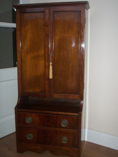 Edwardian Mahogany Wall Hanging Cupboard