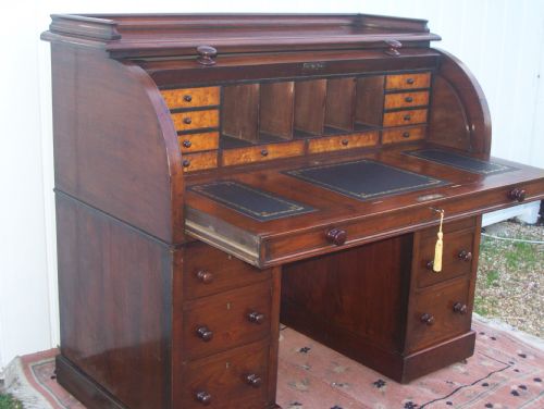 Victorian Mahogany Cylinder Bureau Pedestal Desk