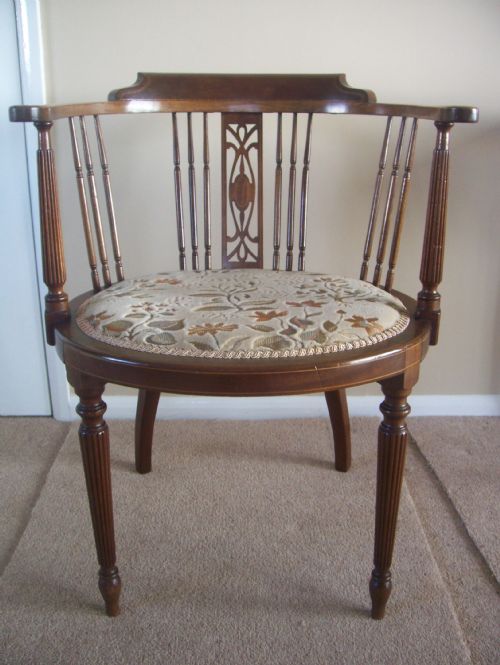 Edwardian Mahogany Inlaid Armchair