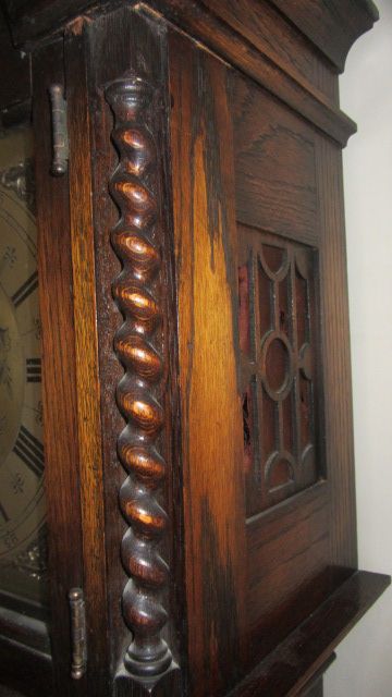 fig 1. CLASSIC TRIPLE WEIGHT BARLEY TWIST CHIMING LONGCASE