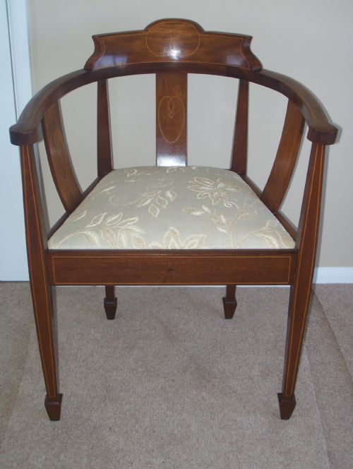 Edwardian Inlaid Mahogany Tub Chair