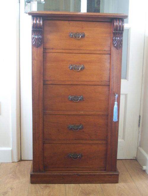 Victorian Mahogany Wellington Chest / Collectors Cabinet