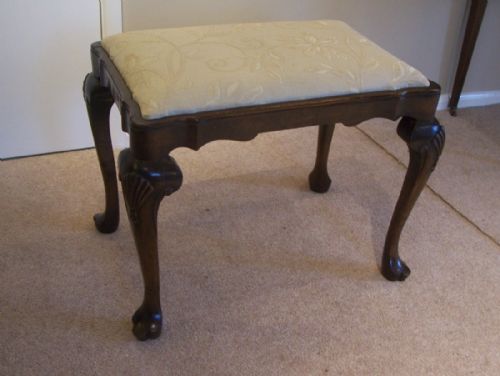 GEORGE II STYLE WALNUT STOOL - ADDITIONAL PHOTO 1