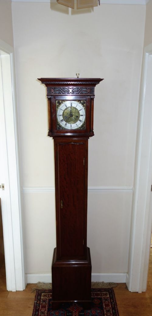 Mahogany Grandmother or Small Longcase/grandfather Clock in the 18th C Early Georgian Style.