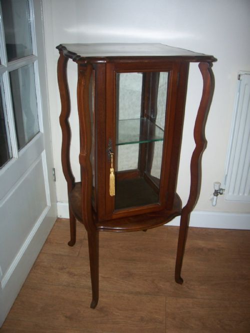 Edwardian Mahogany 4 Glass Pedestal Display Cabinet