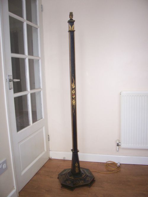 Chinoiserie Decorated Standard Lamp