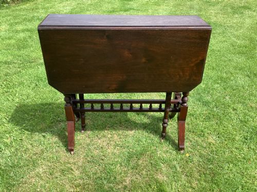 fig 1. Victorian mahogany Sutherland Table
