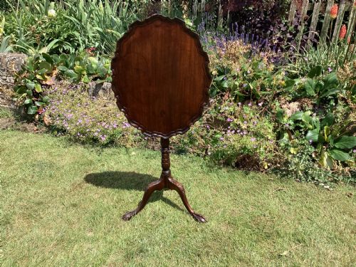 ANTIQUE SMALL MAHOGANY TILT TOP TRIPOD TABLE - ADDITIONAL PHOTO 5