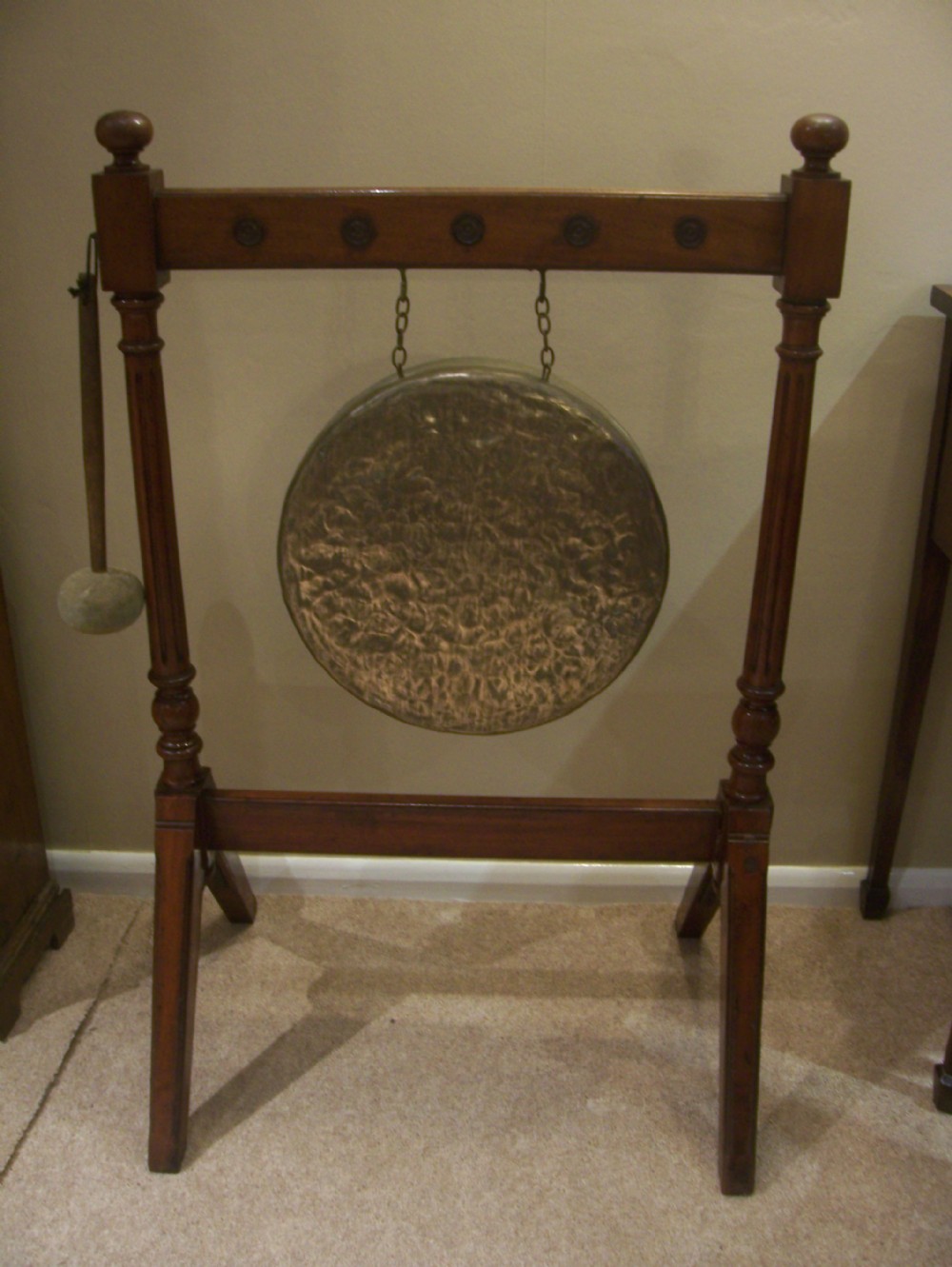 LARGE MAHOGANY AND BRASS DINNER GONG