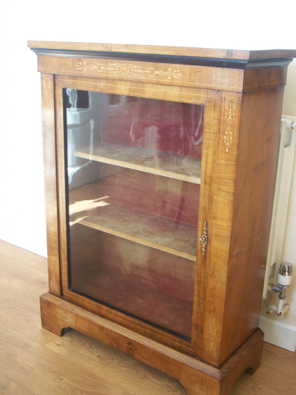 VICTORIAN WALNUT PIER DISPLAY CABINET