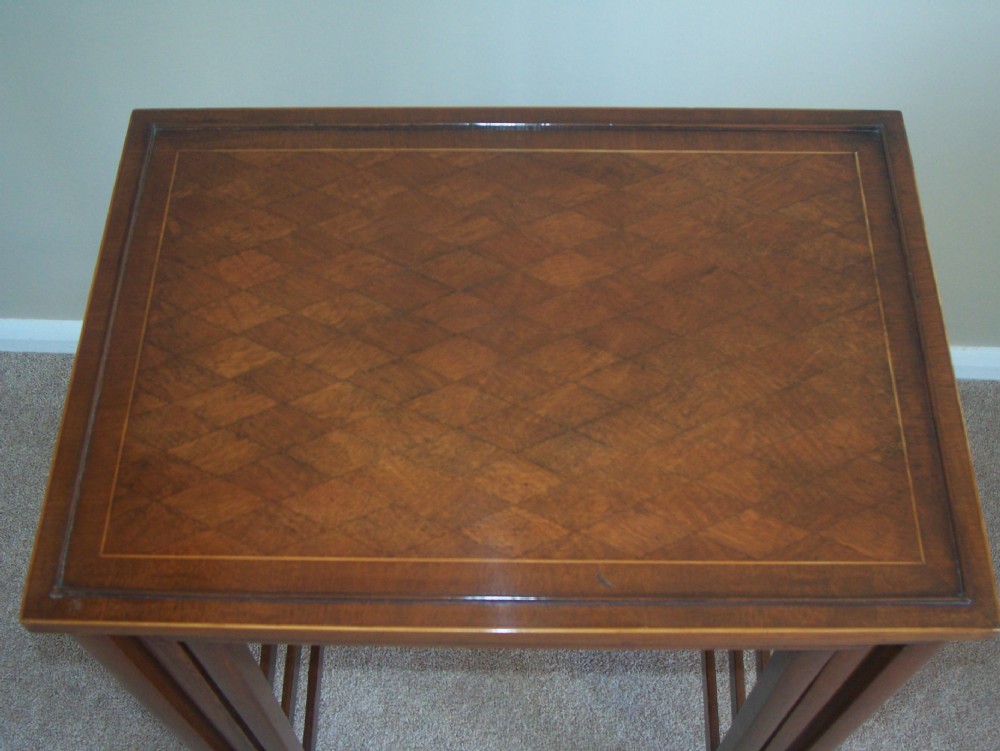 EDWARDIAN MAHOGANY NEST OF TABLES
