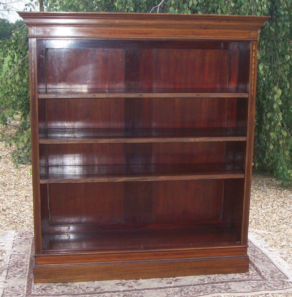 EDWARDIAN MAHOGANY OPEN BOOKCASE