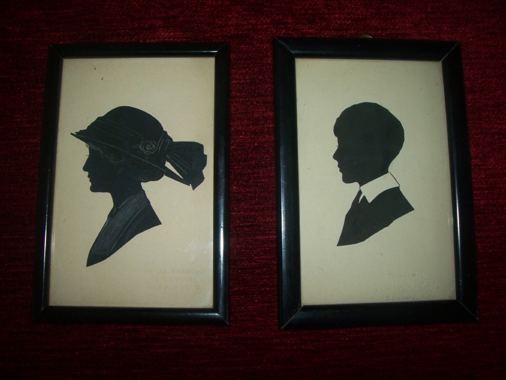 PAIR OF SILHOUETTES BY HANDRUP