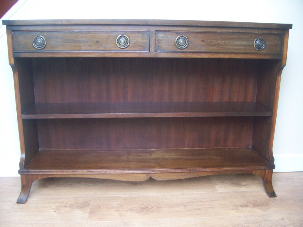 C19TH MAHOGANY OPEN LOW BOOKCASE DISPLAY SHELVES