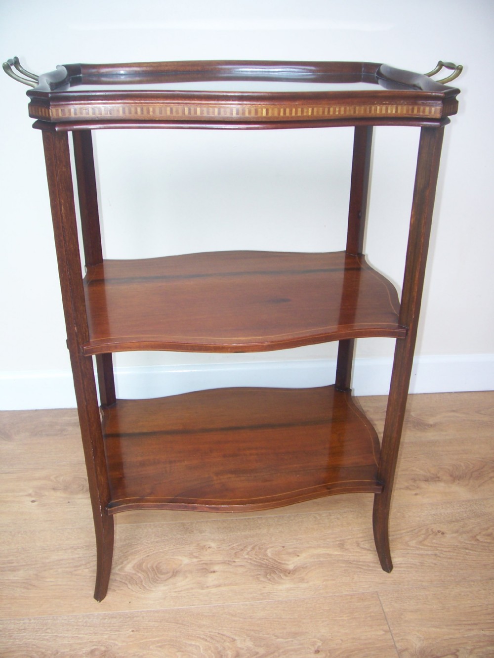 Good Edwardian inlaid tray top serpentine 3 tier etagere tea table