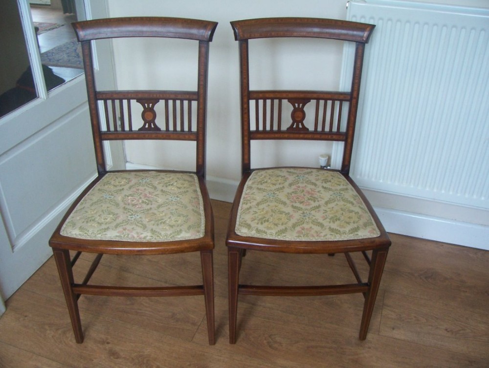Pretty pair of small inlaid mahogany chairs